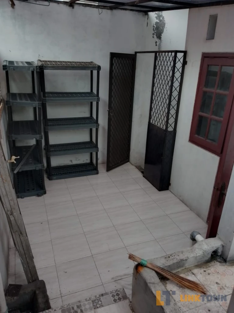 Linktown Tebet Jakarta Selatan